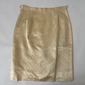 Vntg Tombolini Cream Embroidered Silk Pencil Skirt IT 42 US 10 Made in Italy 90s